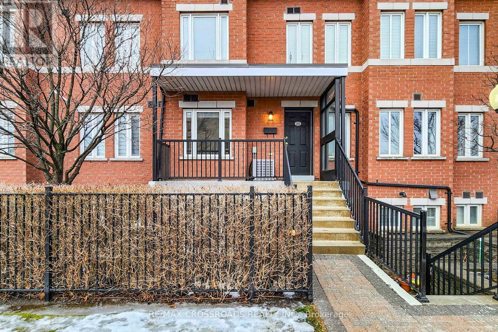 203 - 308 John Street, Markham, Ontario  L3T 0A7 - Photo 2 - N12678498