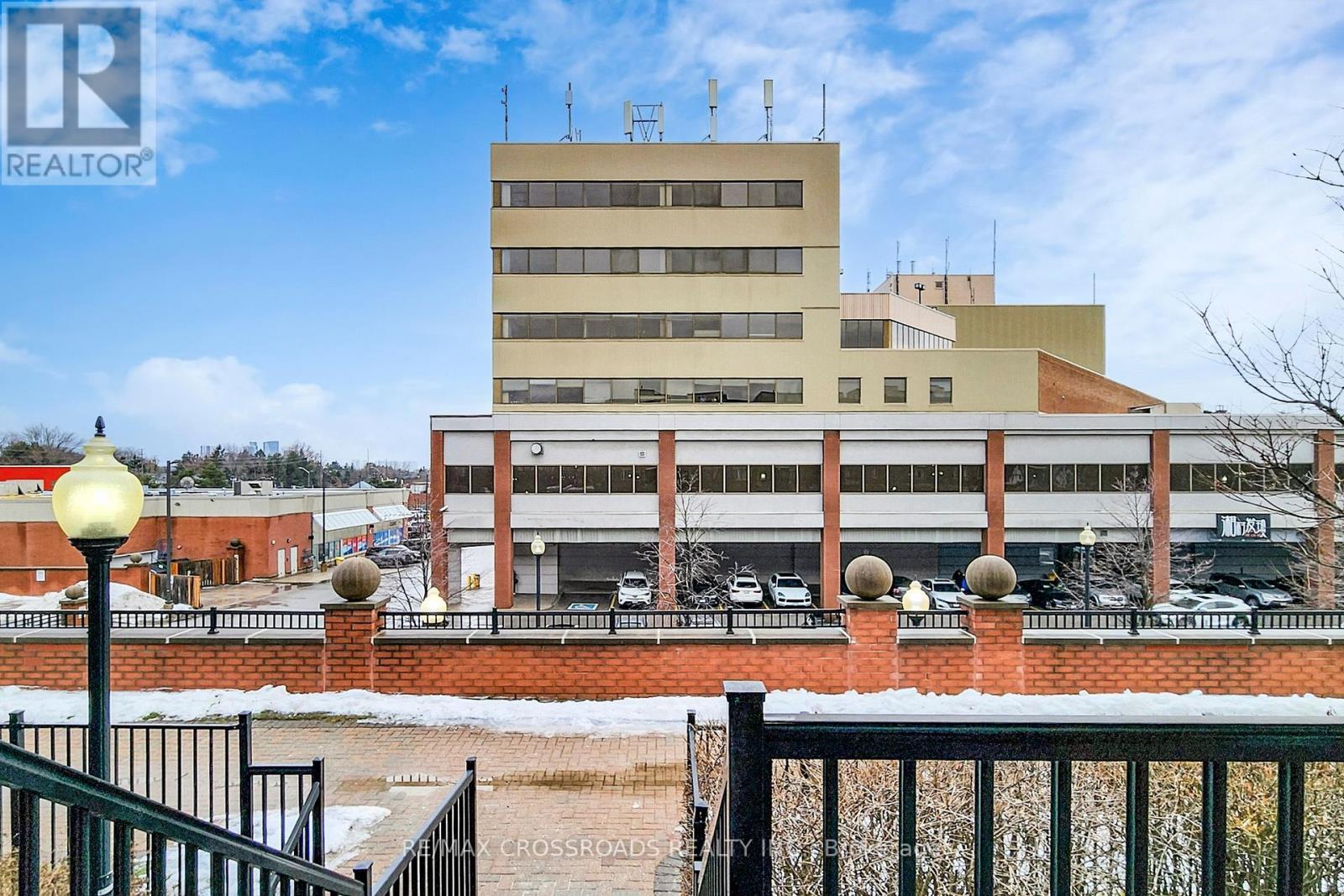 203 - 308 John Street, Markham, Ontario  L3T 0A7 - Photo 5 - N12678498