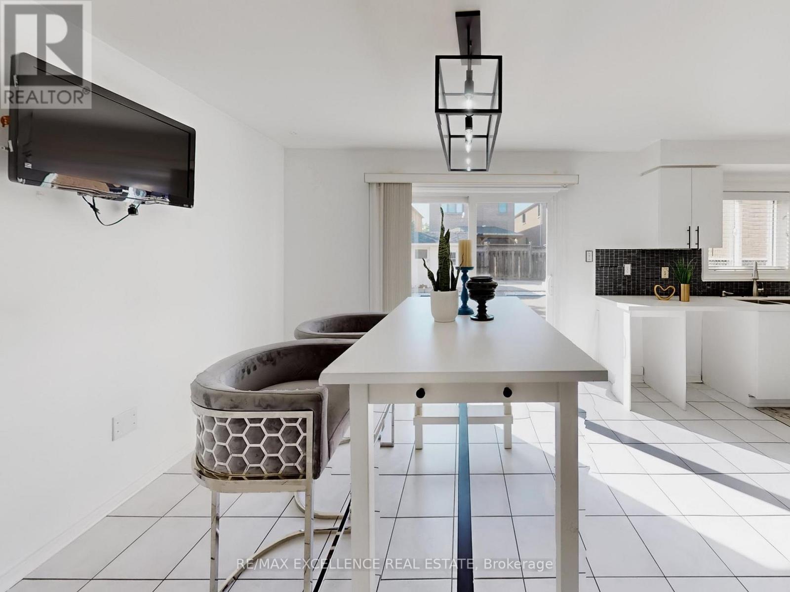 23 Arthurs Crescent, Brampton, Ontario  L6Y 4Y2 - Photo 29 - W12683396