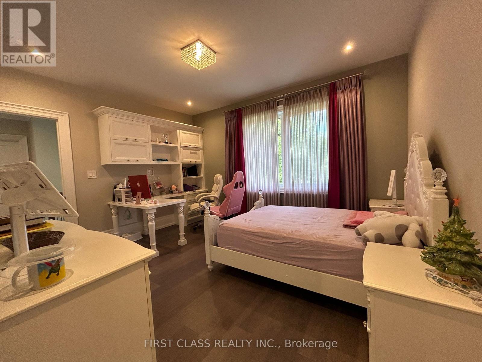 2194 Elmhurst Avenue, Oakville, Ontario  L6J 5G2 - Photo 26 - W12683420