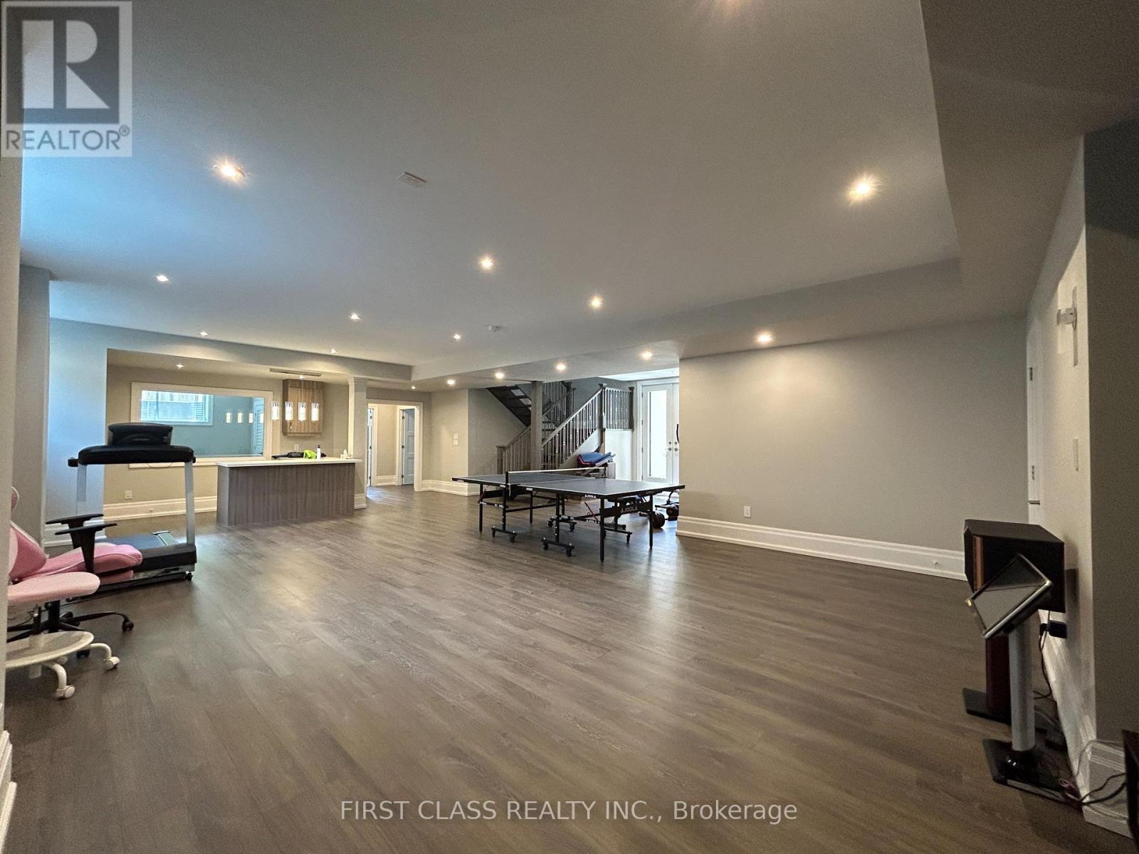 2194 Elmhurst Avenue, Oakville, Ontario  L6J 5G2 - Photo 36 - W12683420