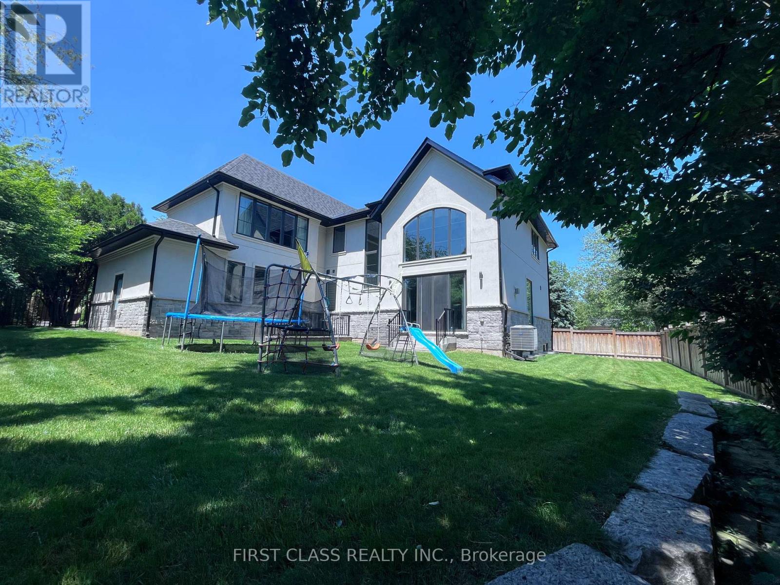 2194 Elmhurst Avenue, Oakville, Ontario  L6J 5G2 - Photo 40 - W12683420