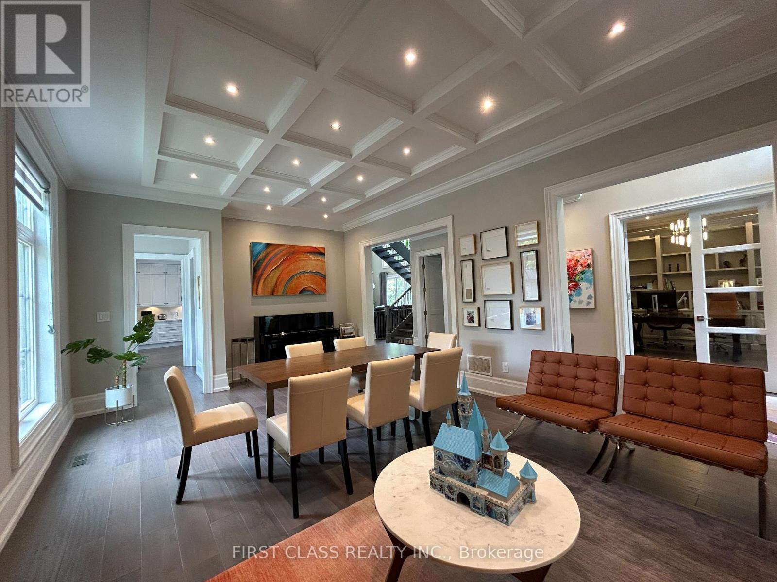 2194 Elmhurst Avenue, Oakville, Ontario  L6J 5G2 - Photo 6 - W12683420