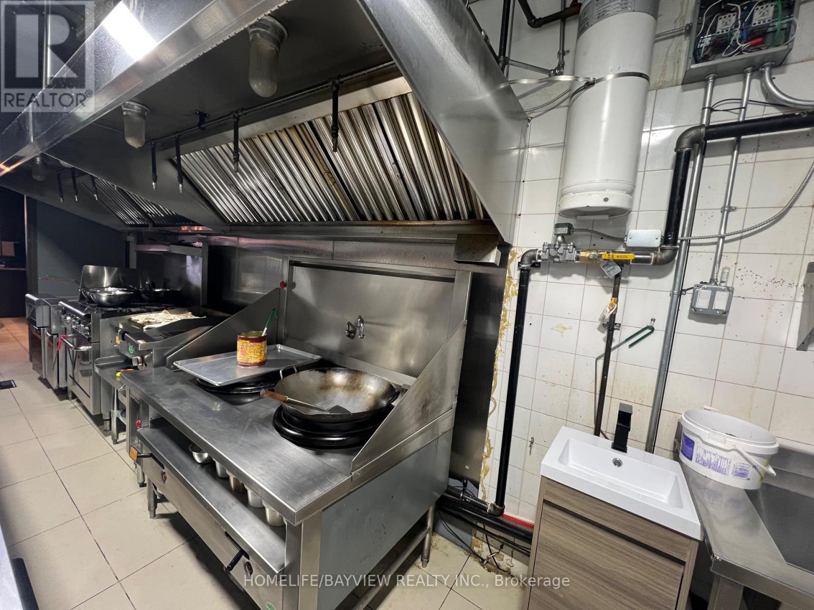 376 Wilson Road S, Oshawa, Ontario  L1H 6C7 - Photo 19 - E12683364