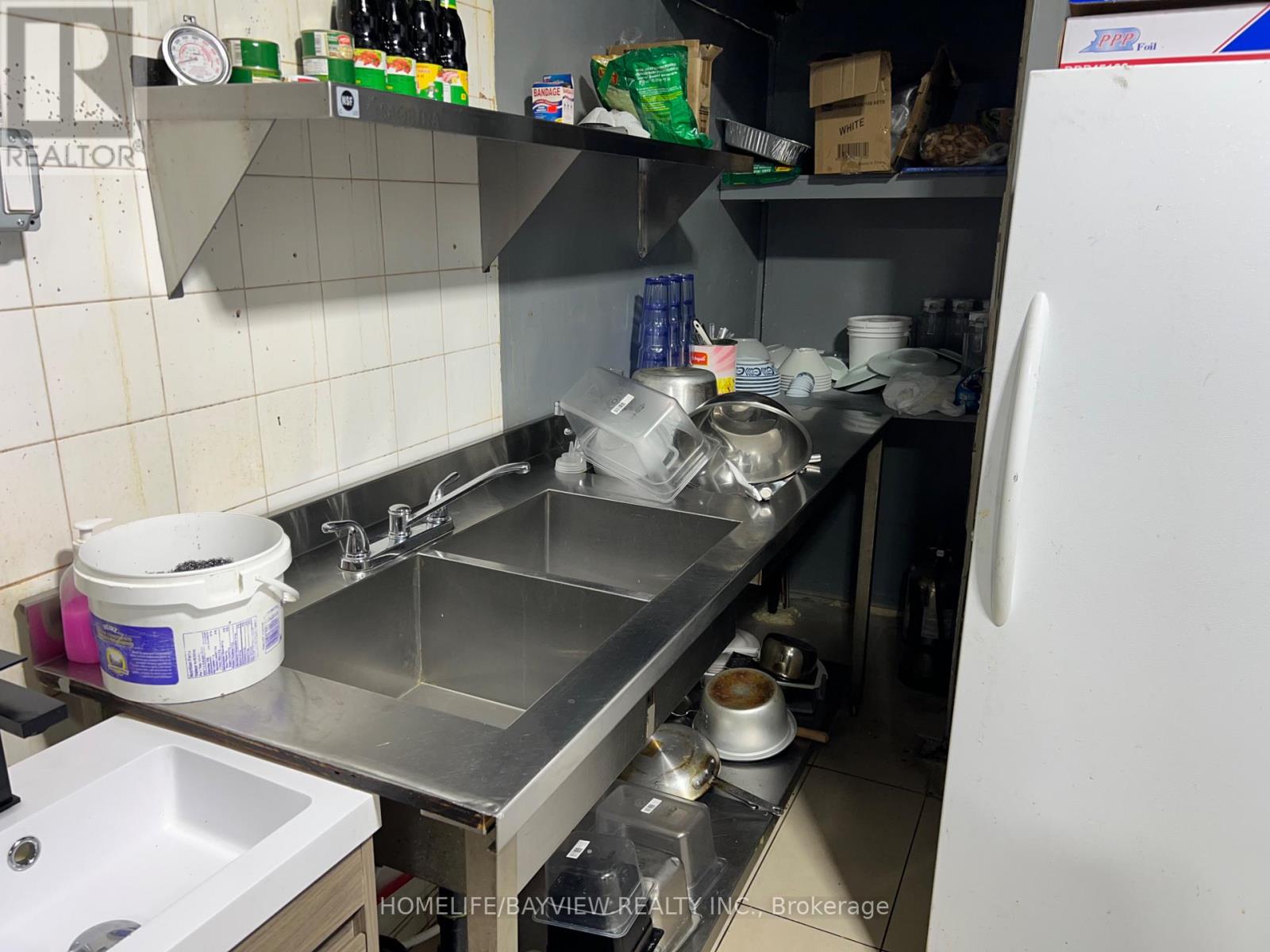 376 Wilson Road S, Oshawa, Ontario  L1H 6C7 - Photo 18 - E12683364