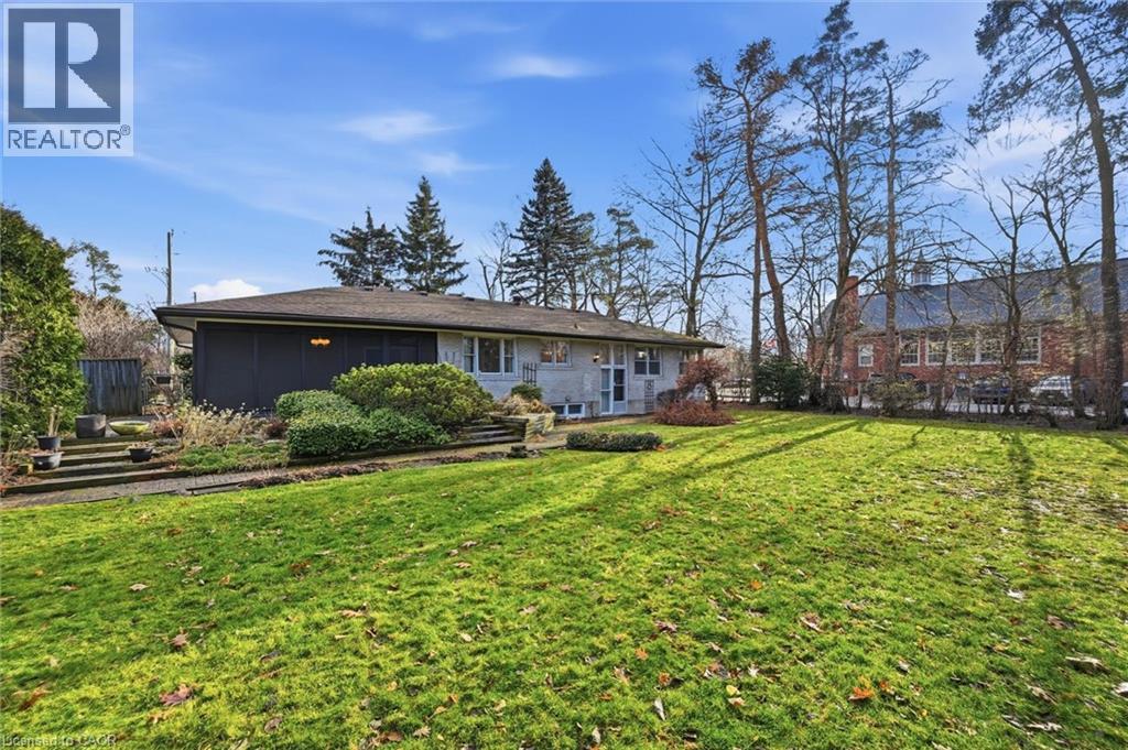 1087 Linbrook Road, Oakville, Ontario  L6J 2L2 - Photo 39 - 40797405