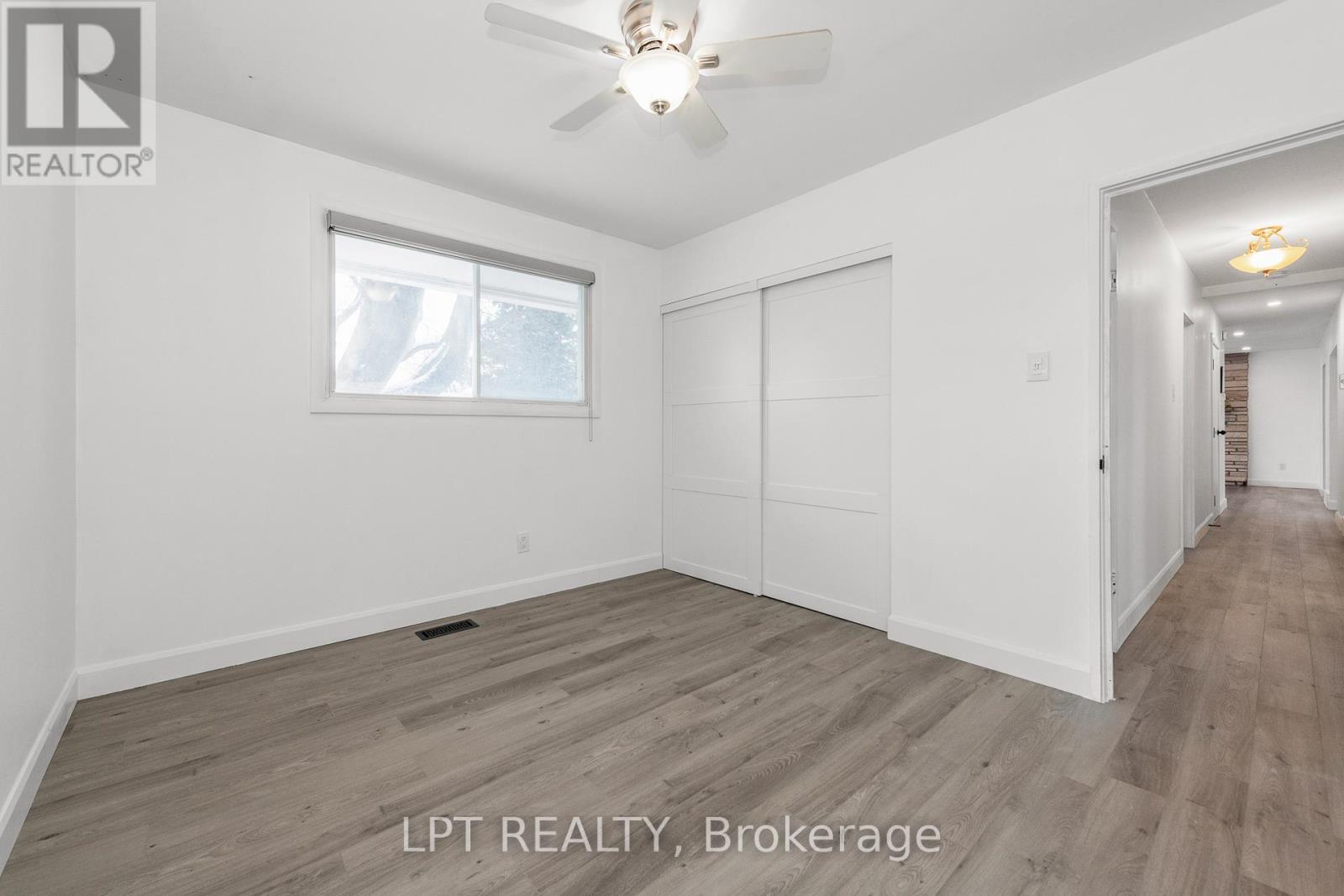 37 Largo Crescent E, Ottawa, Ontario  K2G 3C9 - Photo 22 - X12683466