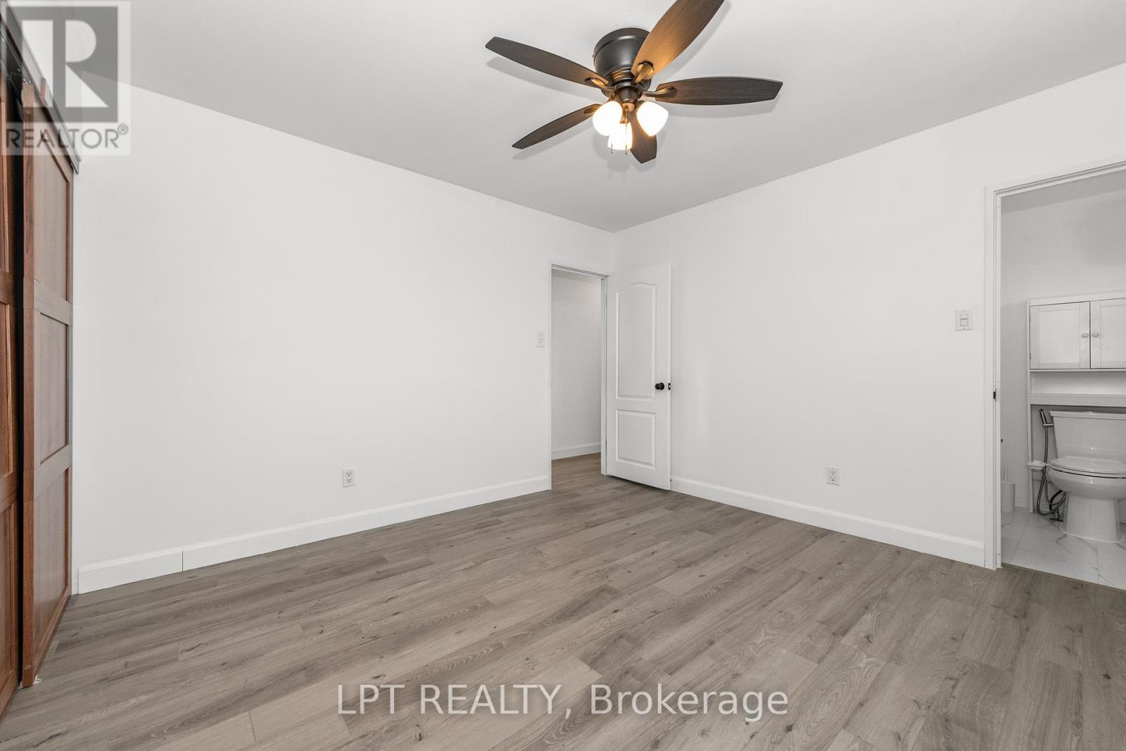 37 Largo Crescent E, Ottawa, Ontario  K2G 3C9 - Photo 28 - X12683466