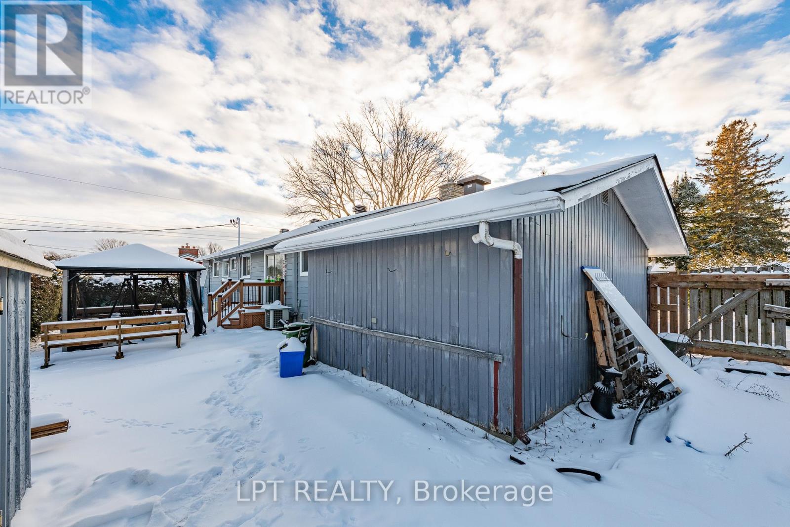 37 Largo Crescent E, Ottawa, Ontario  K2G 3C9 - Photo 32 - X12683466