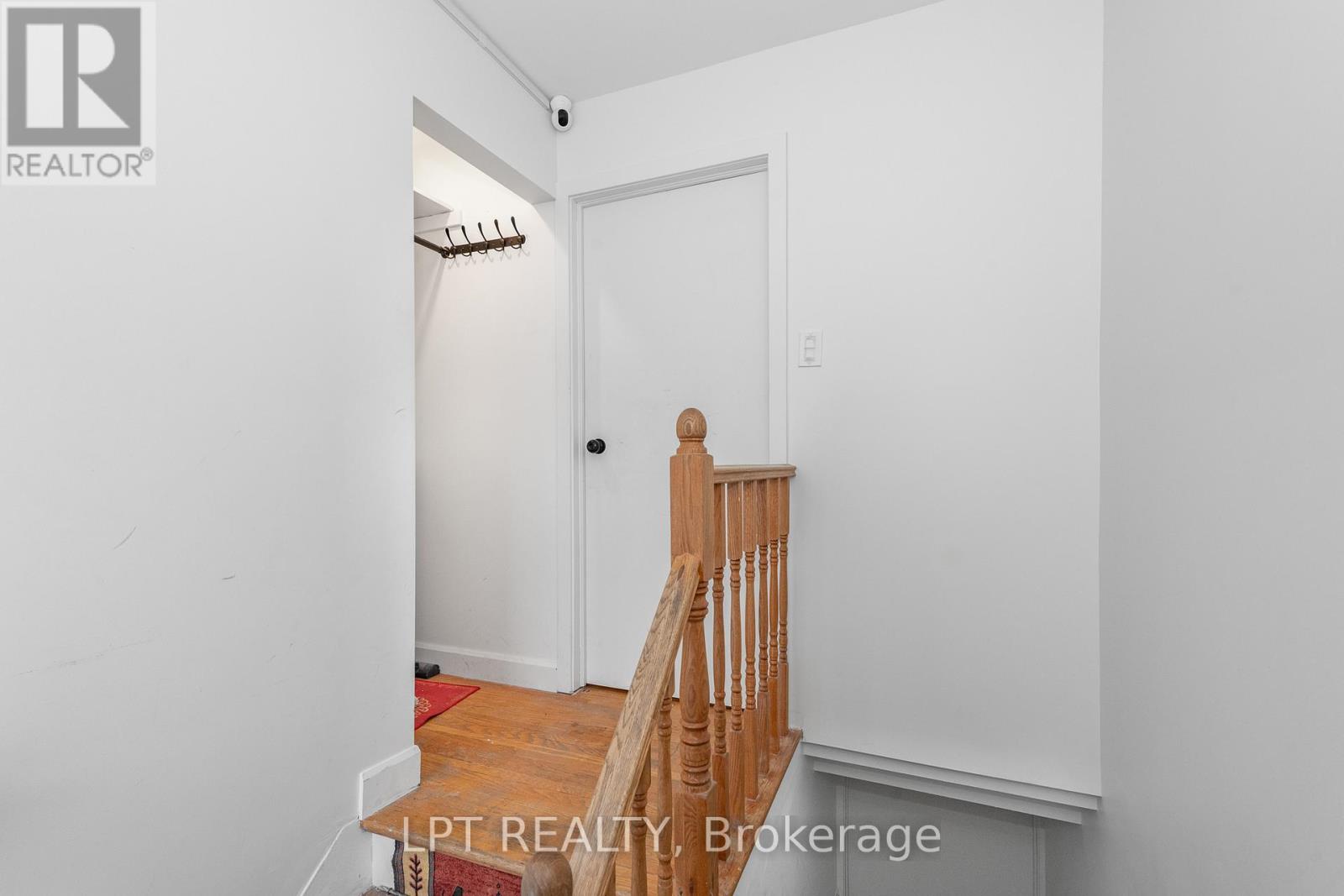 37 Largo Crescent E, Ottawa, Ontario  K2G 3C9 - Photo 5 - X12683466