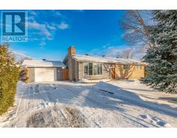 37 LARGO CRESCENT E, Ottawa, Ontario