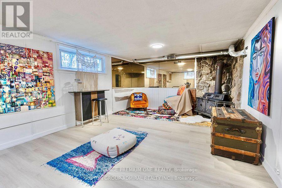 44 Baycrest Avenue, Toronto, Ontario  M6A 1W1 - Photo 21 - C12680660