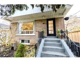 44 BAYCREST AVENUE, Toronto, Ontario