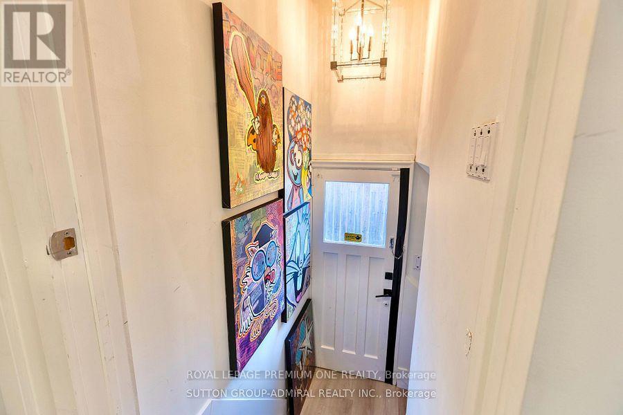 44 Baycrest Avenue, Toronto, Ontario  M6A 1W1 - Photo 20 - C12680660