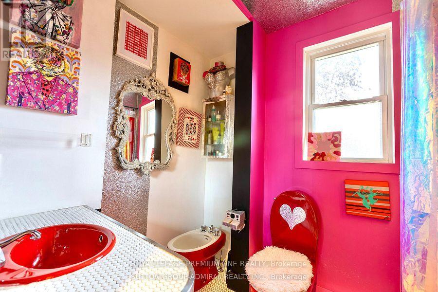 44 Baycrest Avenue, Toronto, Ontario  M6A 1W1 - Photo 18 - C12680660