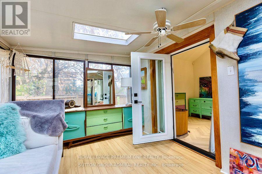 44 Baycrest Avenue, Toronto, Ontario  M6A 1W1 - Photo 15 - C12680660