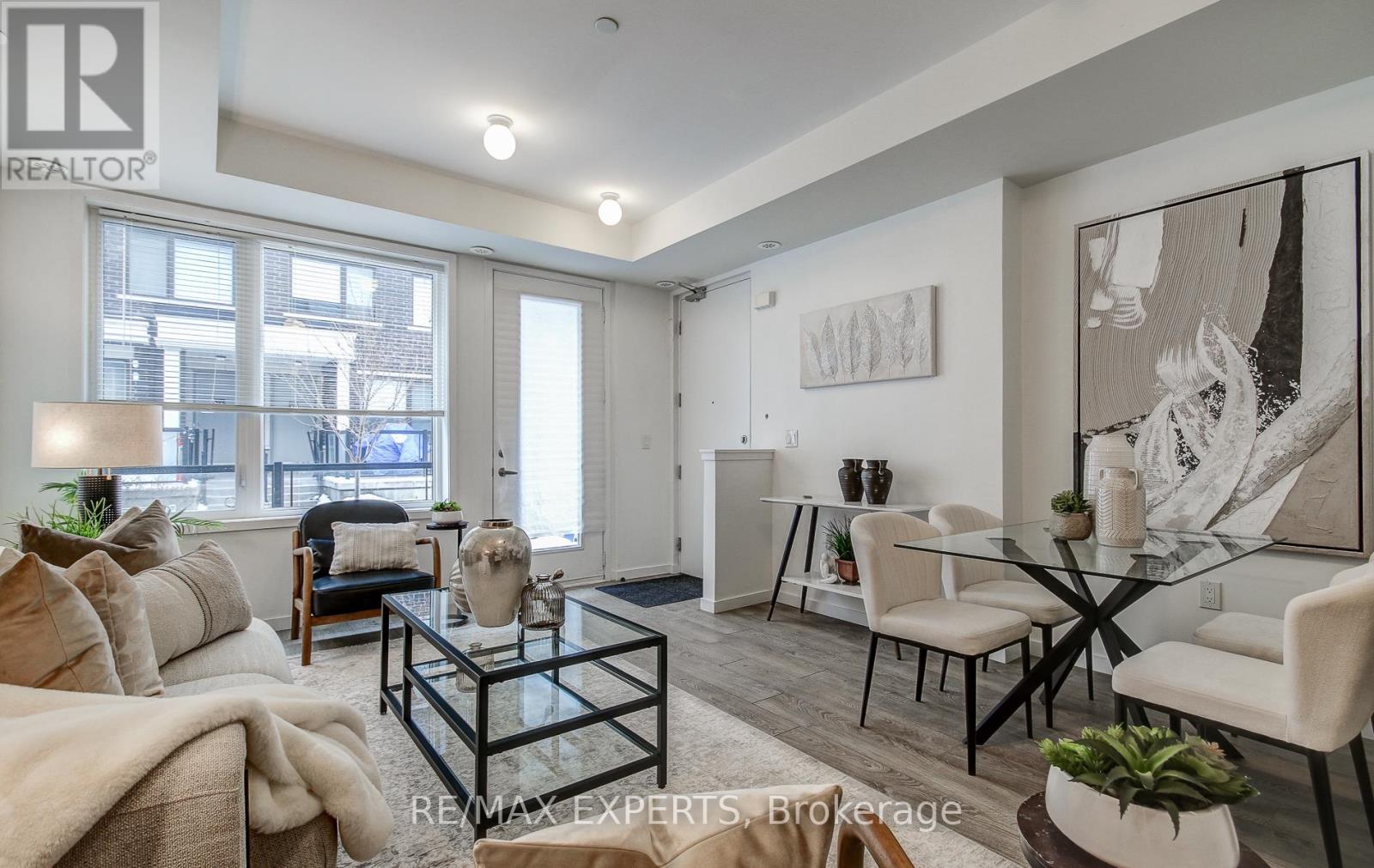 61 - 300 Alex Gardner Circle, Aurora, Ontario  L4G 1N4 - Photo 11 - N12683480