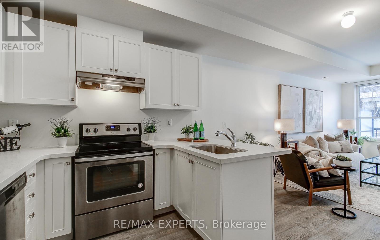 61 - 300 Alex Gardner Circle, Aurora, Ontario  L4G 1N4 - Photo 15 - N12683480