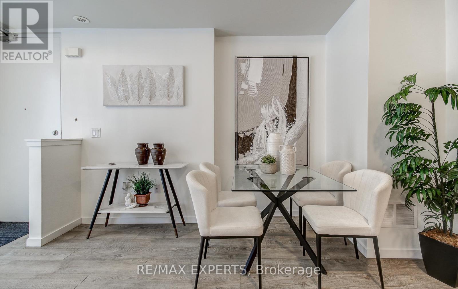 61 - 300 Alex Gardner Circle, Aurora, Ontario  L4G 1N4 - Photo 9 - N12683480