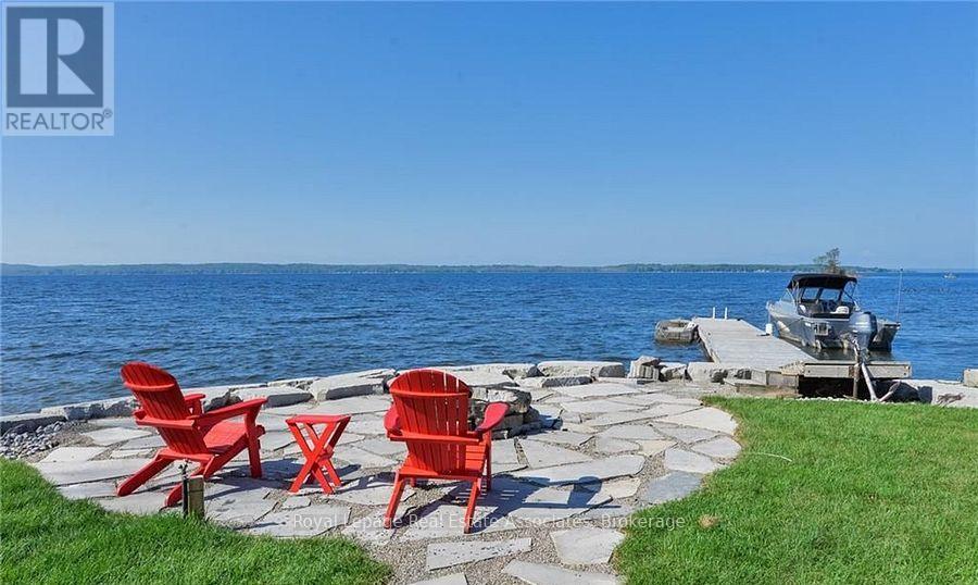 14 LONG POINT ROAD, Tay, Ontario