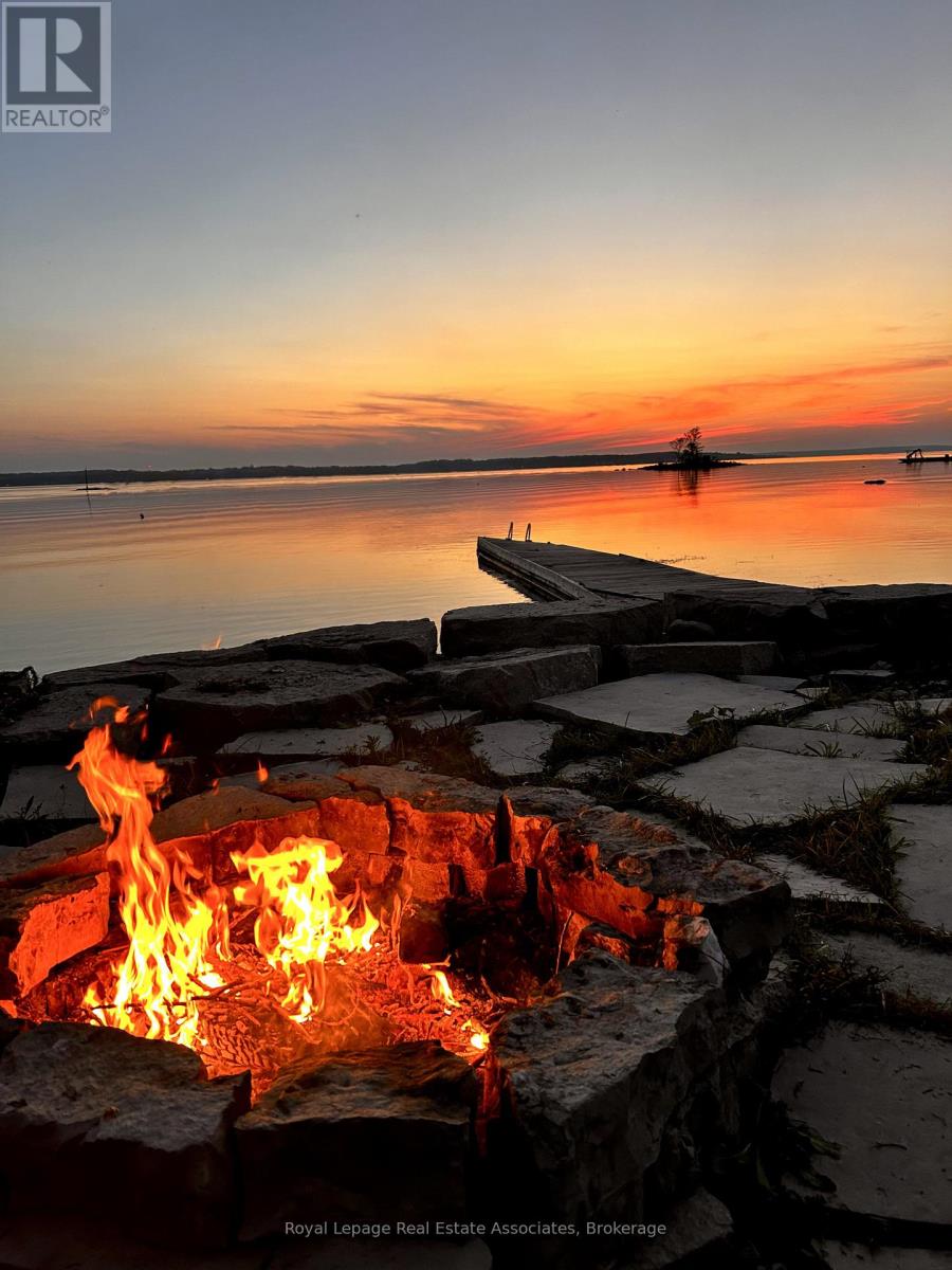 14 Long Point Road, Tay, Ontario  L0K 2C0 - Photo 5 - S12672324