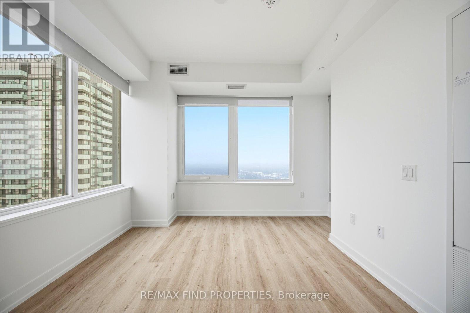 4208 - 395 Square One Drive, Mississauga, Ontario  L5B 0P6 - Photo 20 - W12666566