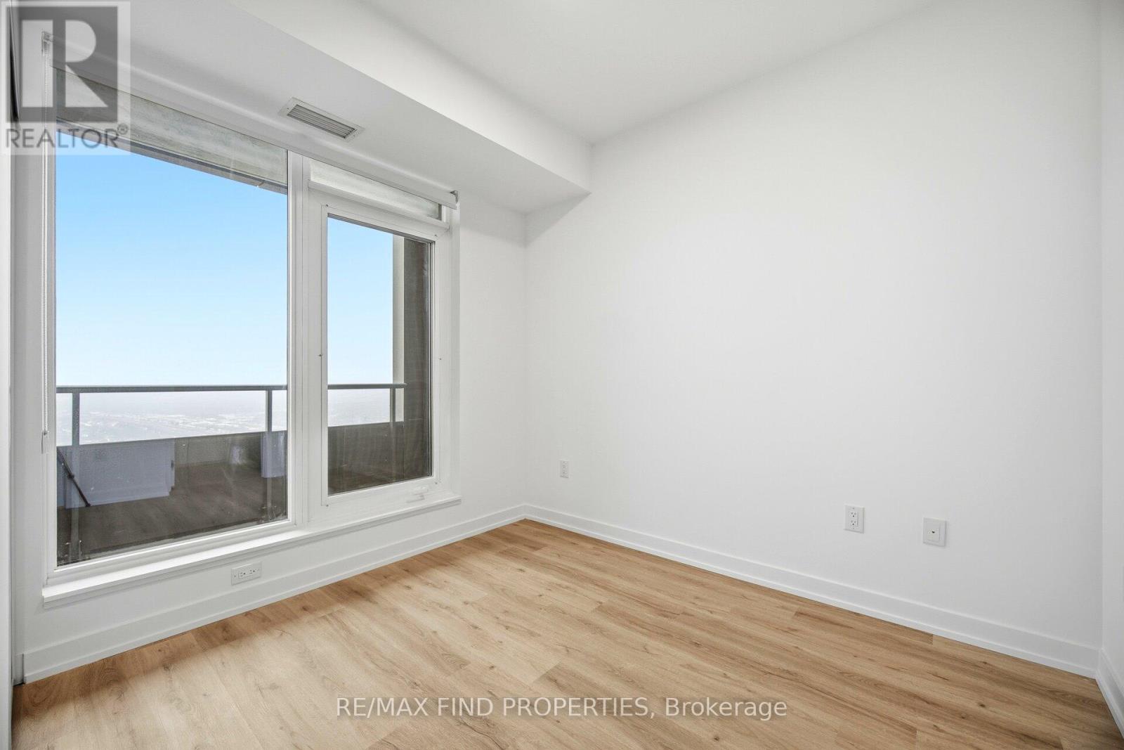 4208 - 395 Square One Drive, Mississauga, Ontario  L5B 0P6 - Photo 25 - W12666566