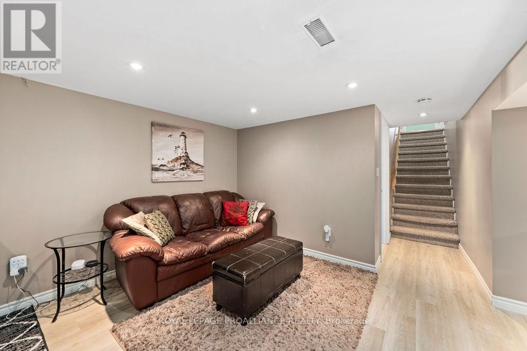 1036 Wagarville Road, Frontenac, Ontario  K0H 2K0 - Photo 37 - X12459189