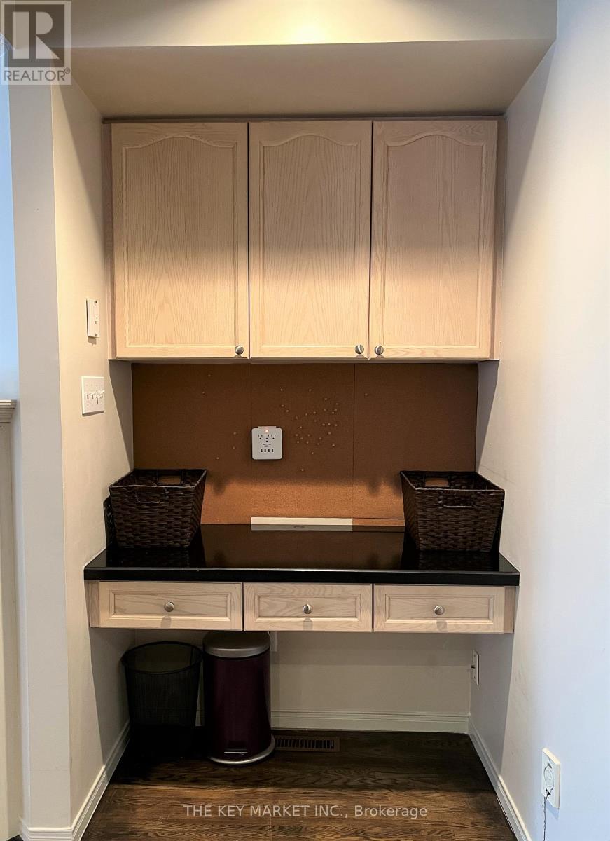 480 Dalmuir Mews, Mississauga, Ontario  L4Z 3W2 - Photo 10 - W12683464