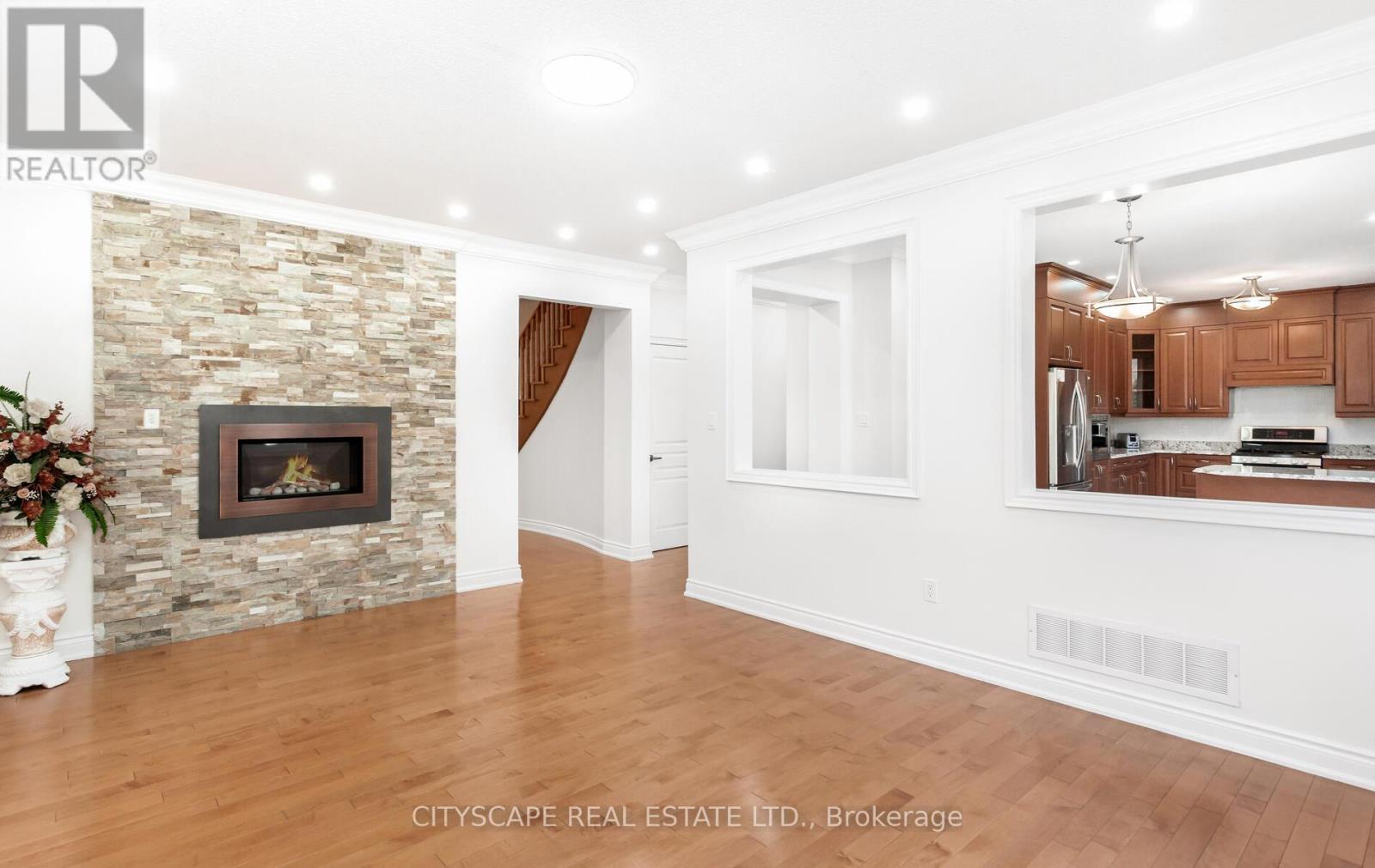 3322 Raspberry Bush Trail, Oakville, Ontario  L6L 6V2 - Photo 17 - W12683482