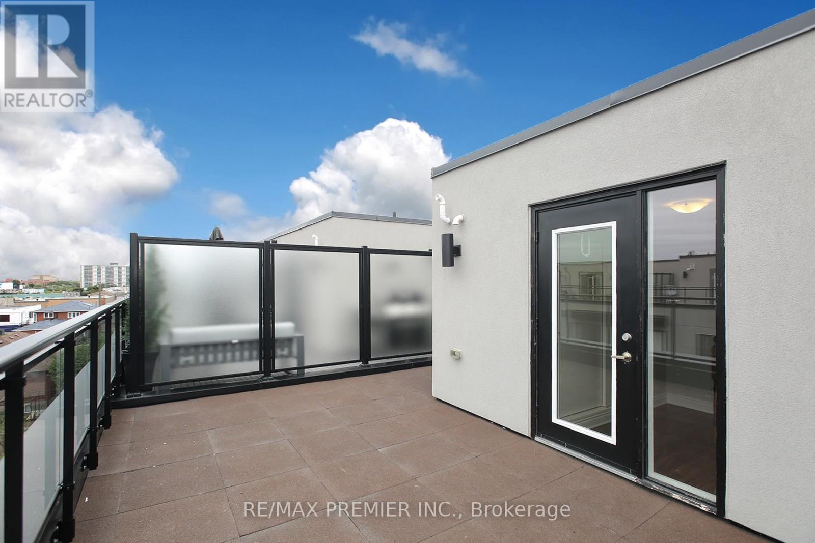 312 - 1100 Briar Hill Avenue, Toronto, Ontario  M6B 0A9 - Photo 20 - W12683484