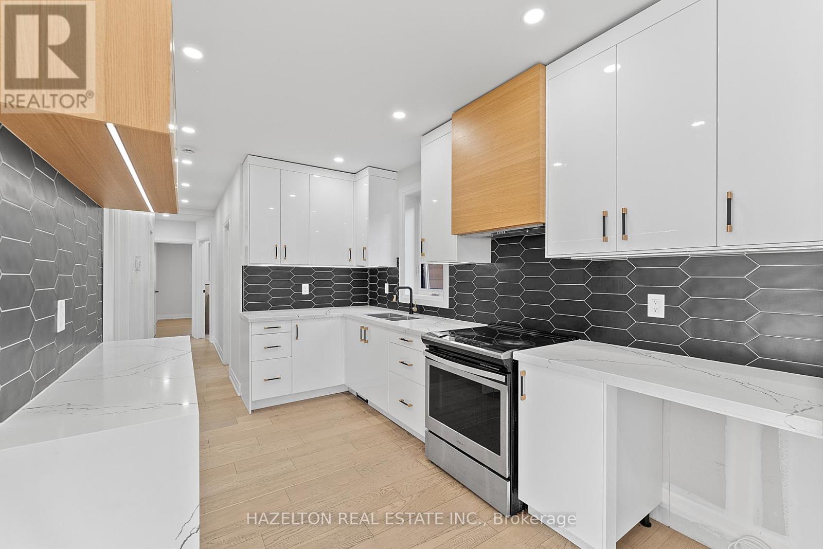 Main - 99 Twenty Sixth Street, Toronto, Ontario  M8V 3R9 - Photo 6 - W12683492