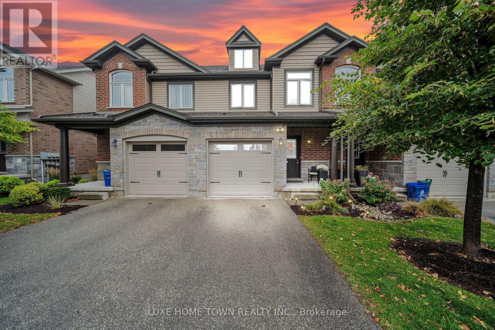 68 - 77 WESTMINSTER CRESCENT, Centre Wellington, Ontario