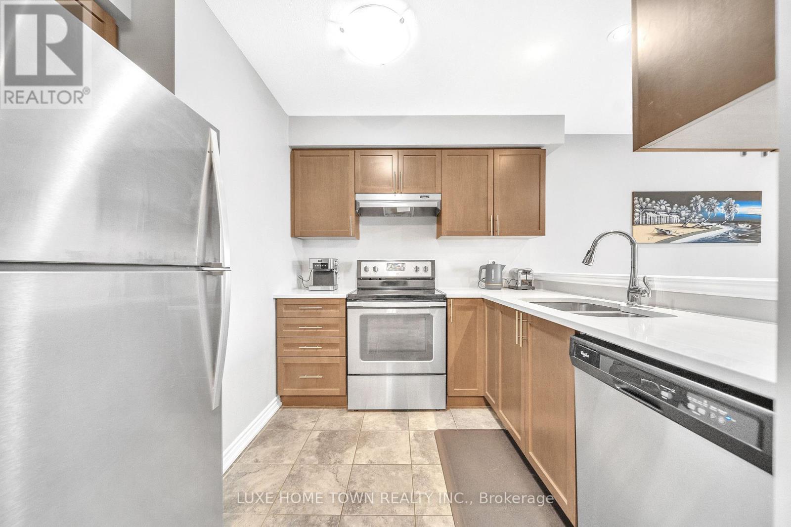 68 - 77 Westminster Crescent, Centre Wellington, Ontario  N1M 0C4 - Photo 17 - X12683470