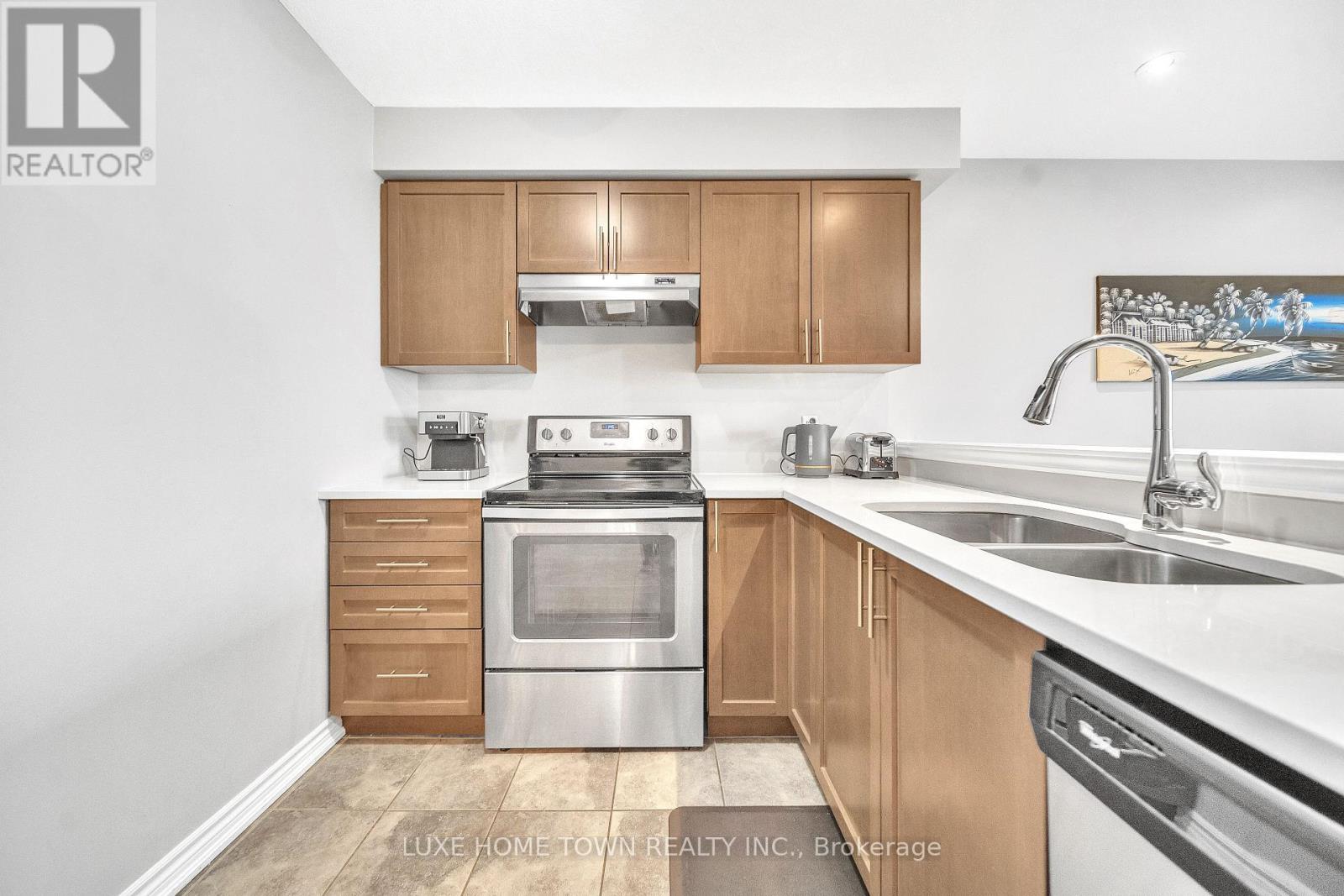 68 - 77 Westminster Crescent, Centre Wellington, Ontario  N1M 0C4 - Photo 18 - X12683470