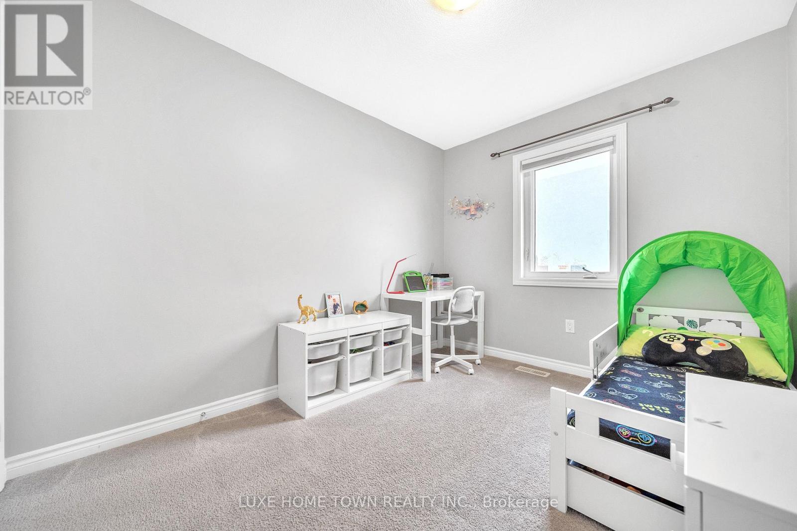 68 - 77 Westminster Crescent, Centre Wellington, Ontario  N1M 0C4 - Photo 30 - X12683470