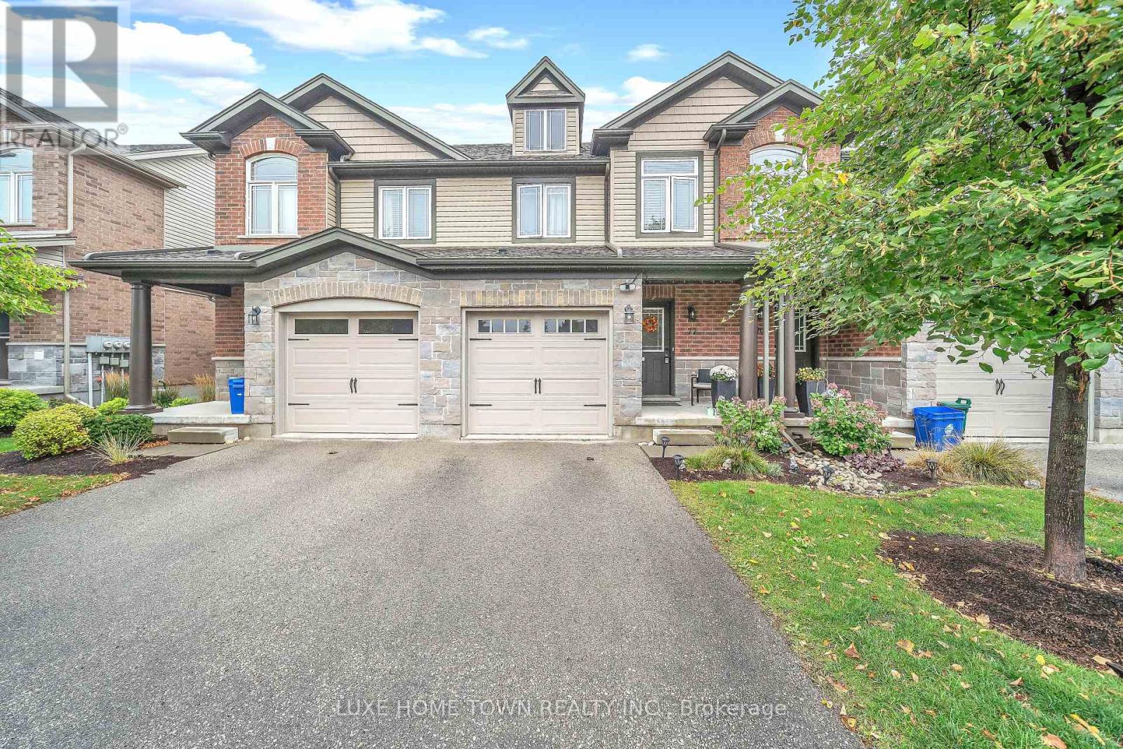 68 - 77 Westminster Crescent, Centre Wellington, Ontario  N1M 0C4 - Photo 4 - X12683470