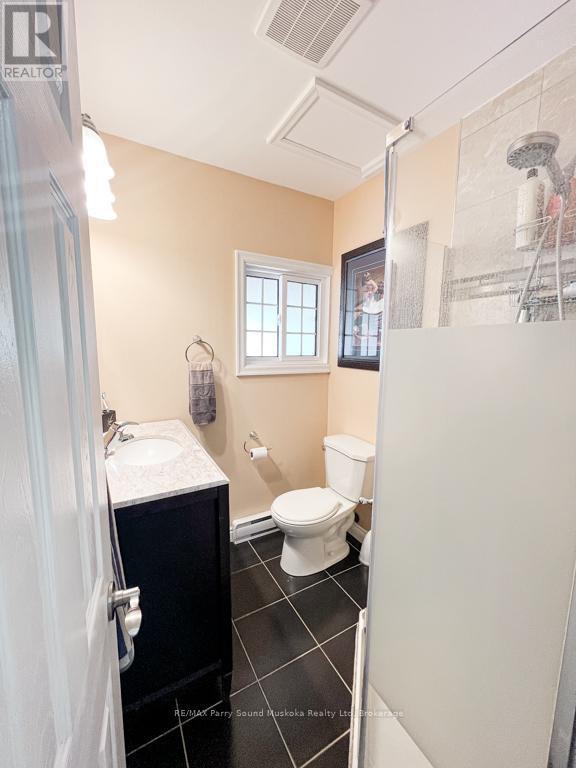 400c Whitestone Lake Road, Whitestone (Hagerman), Ontario  P0A 1G0 - Photo 9 - X12683582