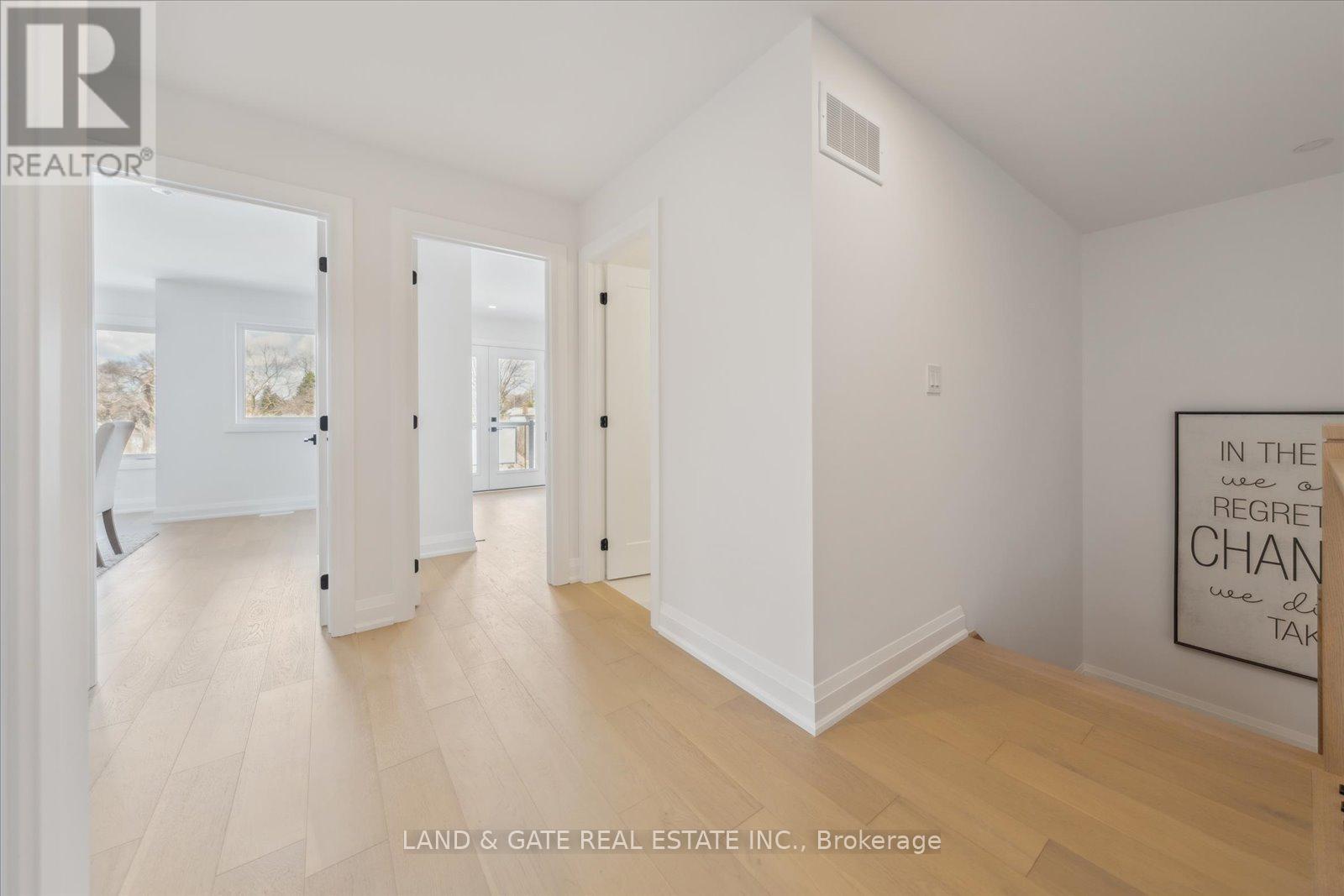 985 Queensdale Avenue, Oshawa, Ontario  L1H 1H4 - Photo 31 - E12683514