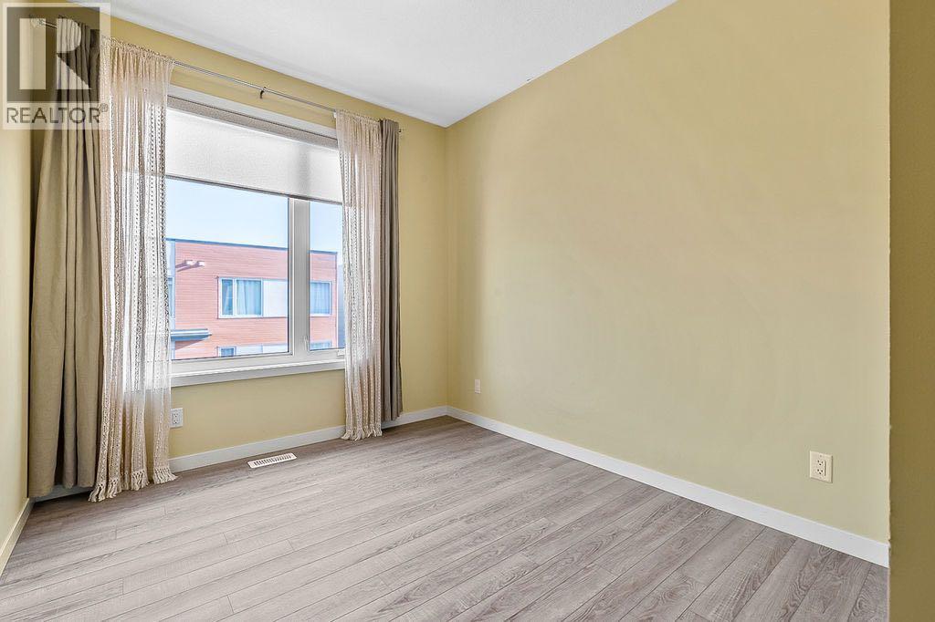 135 Shawnee Common Sw, Calgary, Alberta  T2Y 0P9 - Photo 26 - A2263974