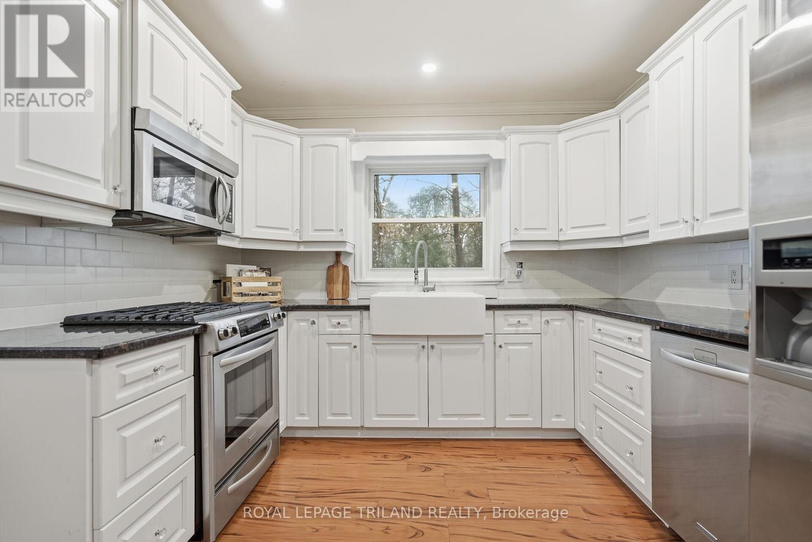 831 Riverside Drive, London North, Ontario  N6H 2T1 - Photo 11 - X12683562