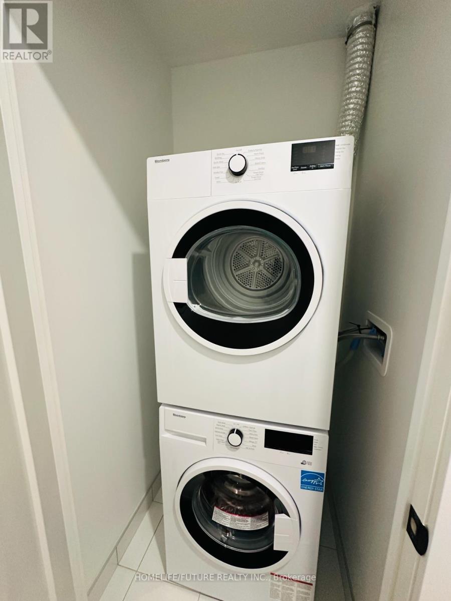 325 - 5 Defries Street, Toronto, Ontario  M5A 0W7 - Photo 4 - C12683516