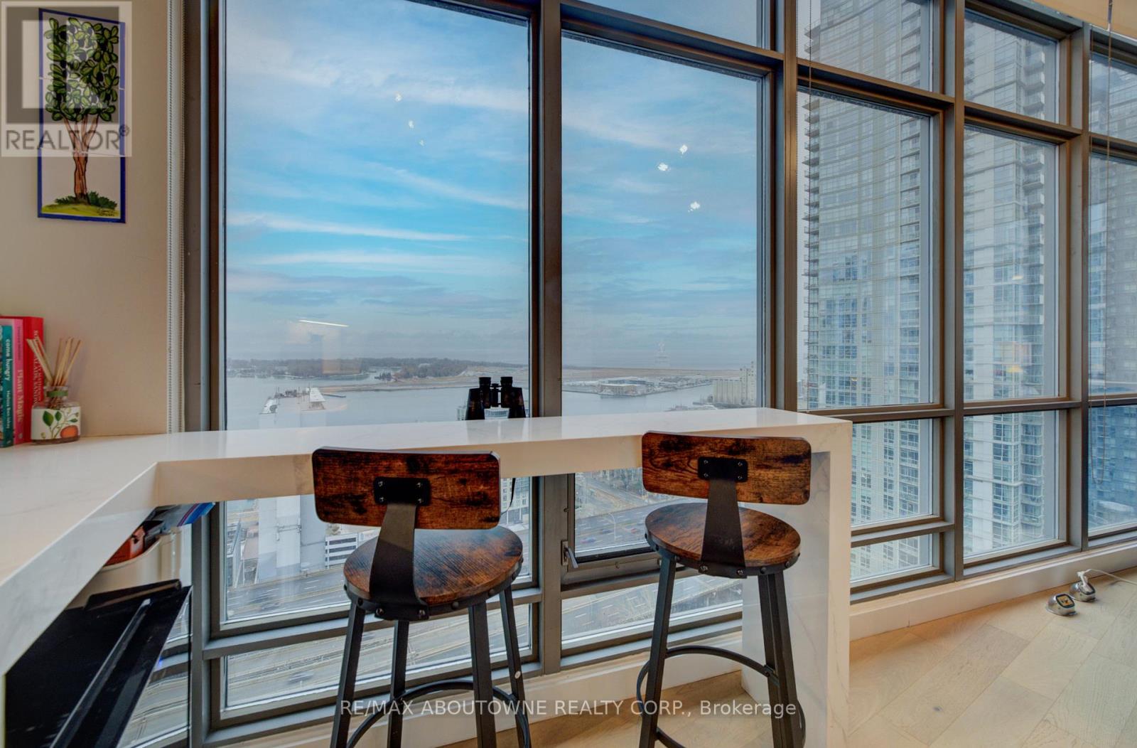 Ph02 - 3 Navy Wharf Court, Toronto, Ontario  M5V 3V1 - Photo 8 - C12683546