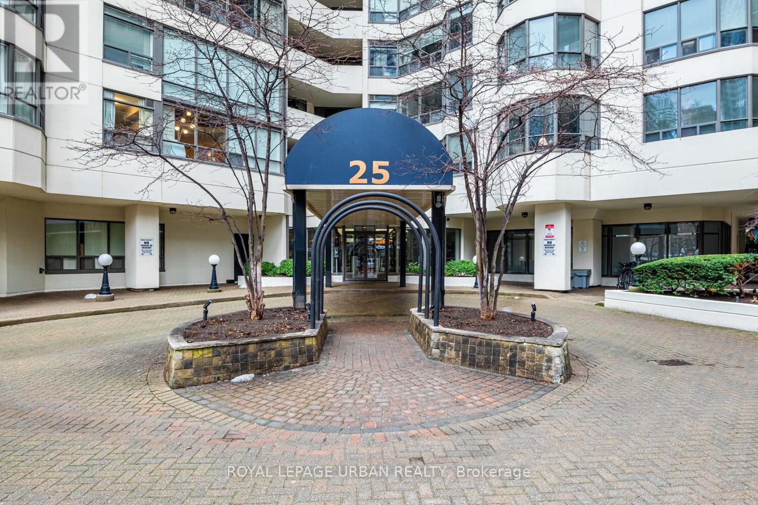 505 - 25 Maitland Street, Toronto, Ontario M4Y 2W1 - Photo 2 - C12683548