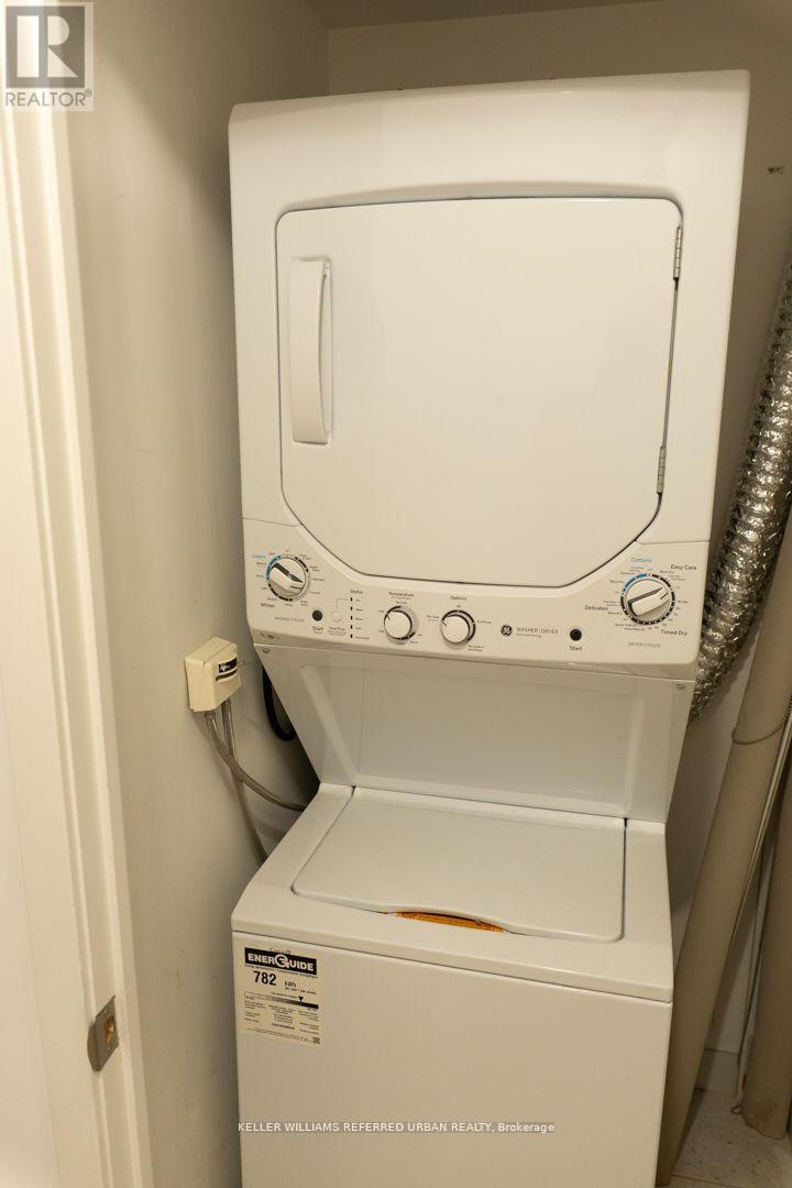 609 - 4k Spadina E, Toronto, Ontario  M5V 3Y9 - Photo 13 - C12683554