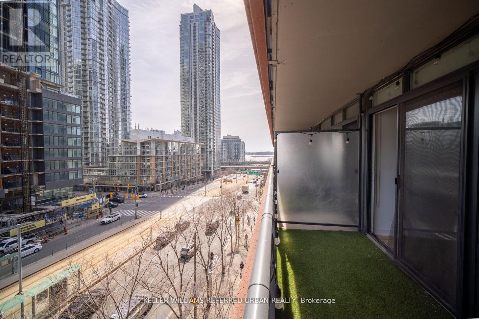 609 - 4k Spadina E, Toronto, Ontario  M5V 3Y9 - Photo 14 - C12683554