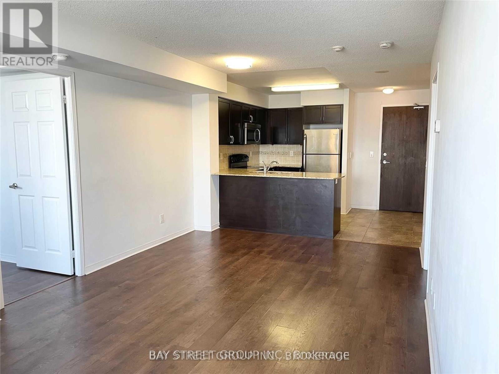 702 - 73 King William Crescent, Richmond Hill, Ontario  L4B 0C2 - Photo 5 - N12683530