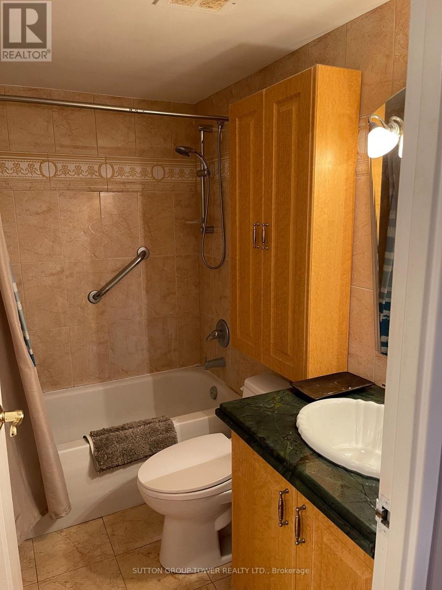 606 - 50 Baif Boulevard, Richmond Hill, Ontario  L4C 5L1 - Photo 2 - N12683534