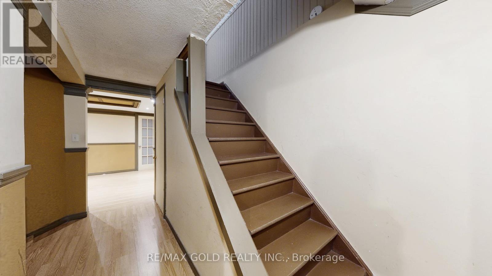 3 Hemlark Court, Brampton, Ontario  L6S 2B7 - Photo 16 - W12667948