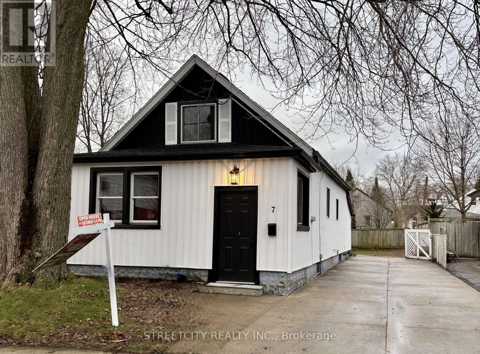 7 FORBES STREET, London South, Ontario